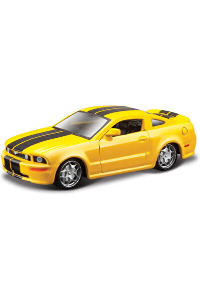 Burago FORD USA MUSTANG GT COUPE 2006 YELLOW 1/64