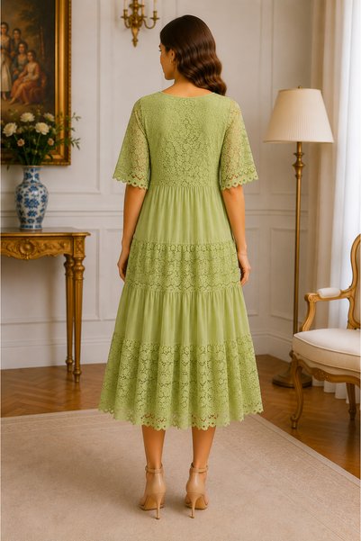 Italy Moda Rochie midi cu dantelă