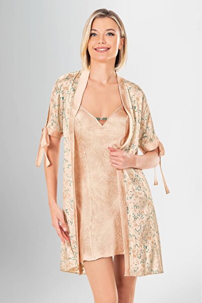LOTUS ÇİÇEĞİ 2 Li Kısa Saten Çiçek Desenli Sabahlıklı Gecelik Takımı