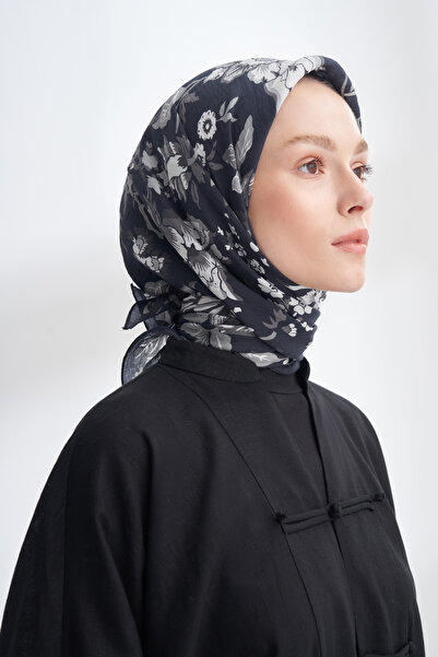 ARMANDA Garden Melody Patterned the Tencel Edit Scarf - Black