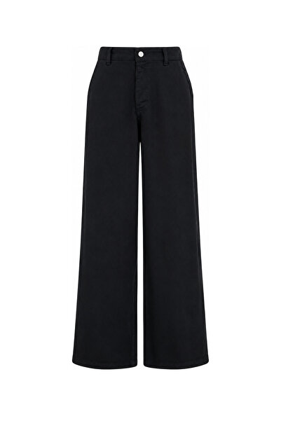 Özge Özgenç Soft Textured Wide Fit Pants