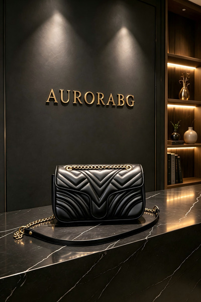 AURORABG حقيبة كتف نسائية مبطنة بتصميم V-Stitch، مشبك معدني ذهبي اللون، حقيبة...