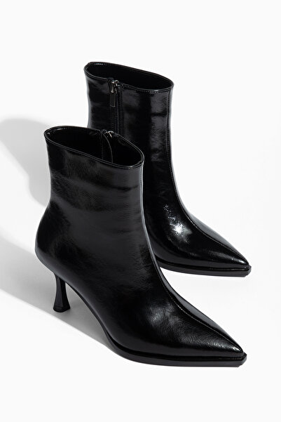 camaiore Black Patent Leather Thin Heeled Pointed Toe Women's Boots