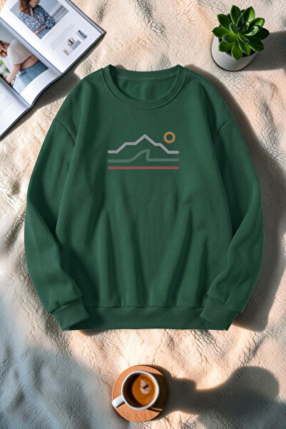 uyguntarz Unisex Striped Mountain Print Crew Neck Sweatshirt