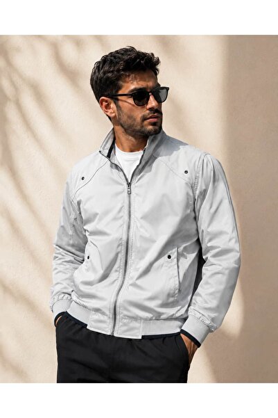 Wise Men's Mock Neck Spring Windbreaker