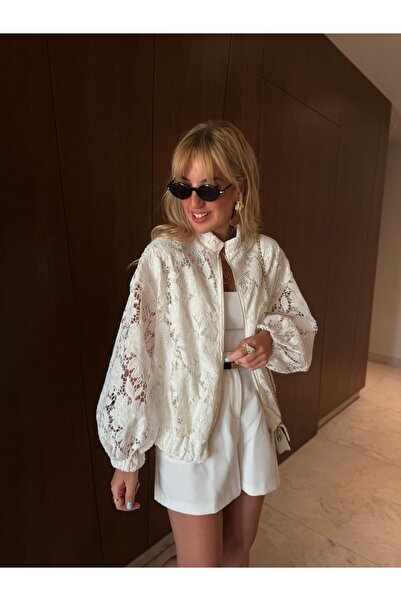 begum mayda Beyaz Payet İşlemeli Premium Fisto Ceket
