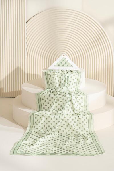 JAWEL Non-Slip Soft Shawl Polka Dots