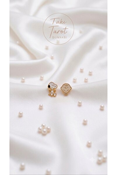 studyosercan2 Snoopy Children's Earring