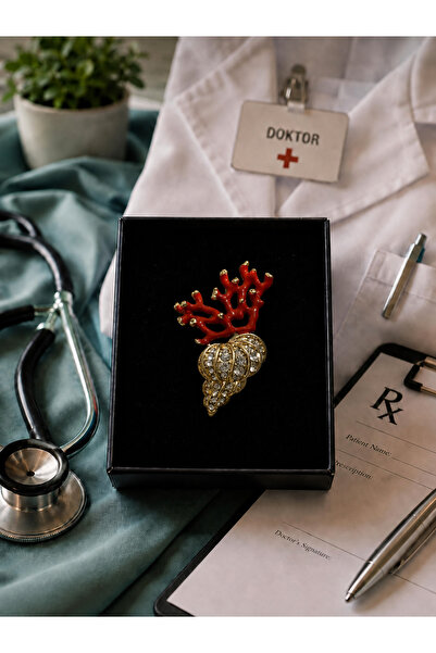 PULİNİN DÜKKANI Taşlı Anatomik Kalp Broşu Gold Renk – Doktor ve Sağlık Çalışa...