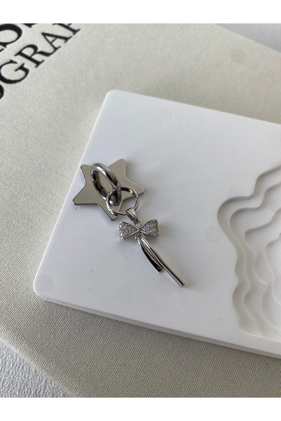 Telefon Charm, Fiyon Charm