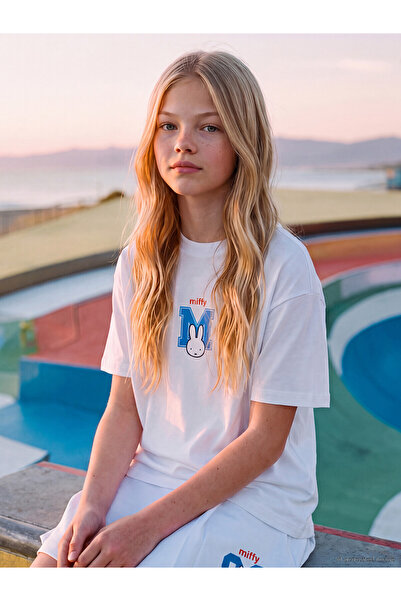 LC Waikiki Trendlucky Miffy Printed 100% Cotton Girls' T-Shirt with a Difference