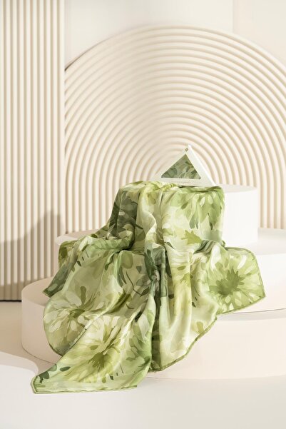 JAWEL Floral Patterned Soft Scarf Leia