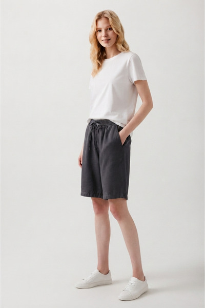 Sibel Günay Butik Γυναικείο σορτς από ύφασμα Tencel με ελαστική μέση, λεπτομέ...
