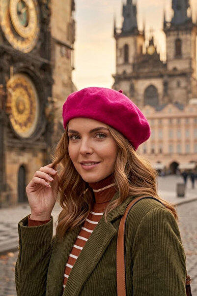 Ritagarcia Vintage Style Women's French Felt Painter Beret