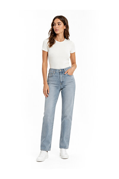 Levi's 724 High Rise Straight Tk Slipped in Cool Women's Blue Jeans A7744-0016