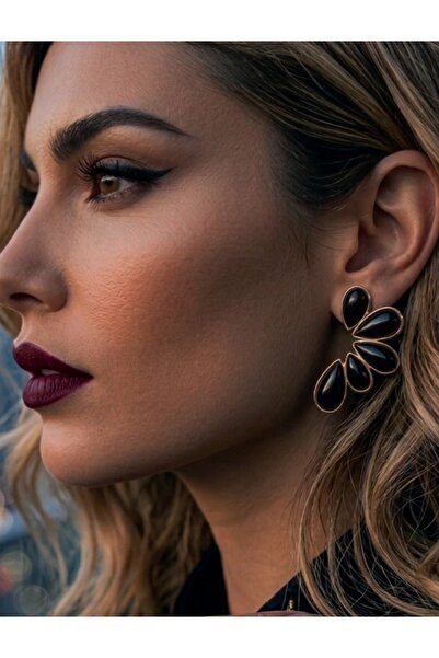 Nazellaa Half Drop Earrings Black