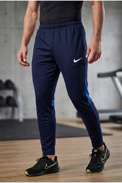 Nike Academy Pro Erkek Günlük Spor Antrenman Fermurarlı Eşofman Altı