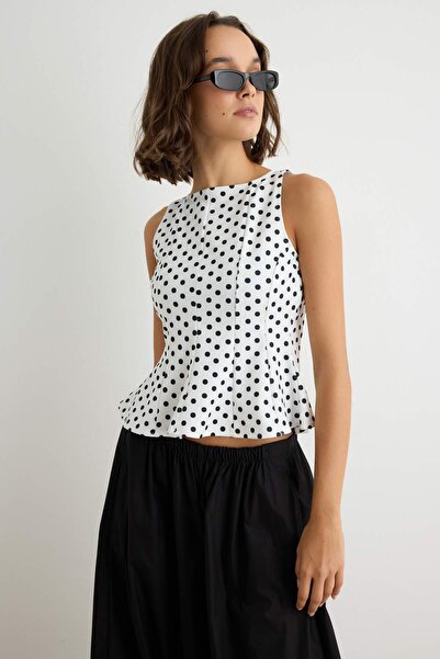 Trendyol Collection Ecru Polka Dot Peplum Sleeveless Boat Neck Knitted Blouse...