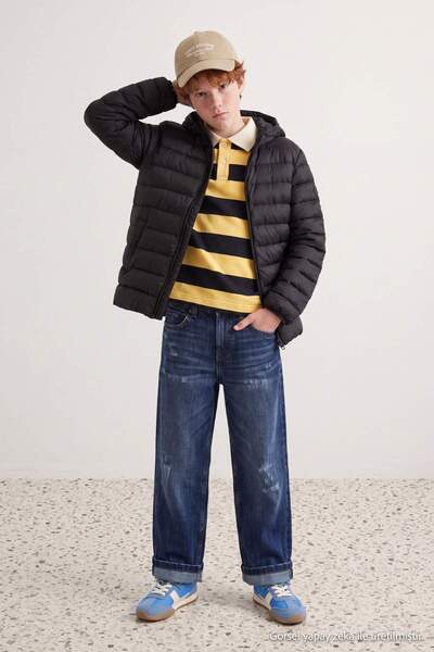 TRENDYOLKIDS Schwarzer Jungenmantel TKDAW27MO00001