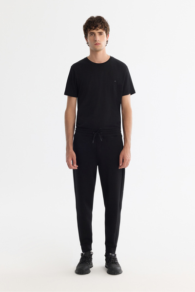 Avva Men's Black Elastic Waist Lace-Up Elastane Regular Fit Sweatpants A42Y3418