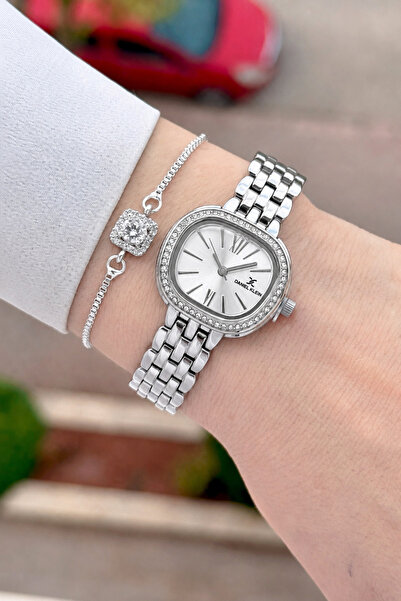 Daniel Klein Metallic Color 27 mm 2 Year Warranty Women's Wristwatch and Brac...