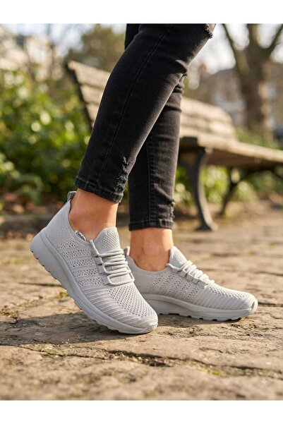 Nubbock Spotted Women's White Comfortable Lightweight Soft Sole Casual Sports...