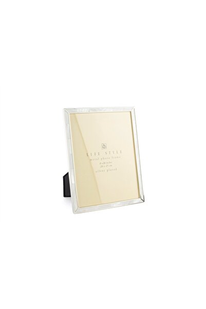 Mikasa Moor Silver Pearlescent Frame 20X25 cm