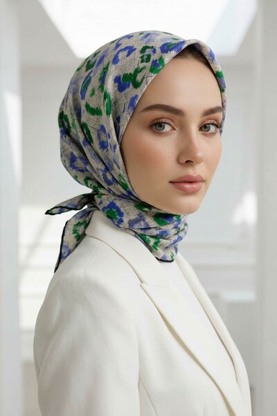 Vissona %100 Twill İpek Renkli Leopari Desenli Saks Mavisi - Zümrüt Yeşili Re...