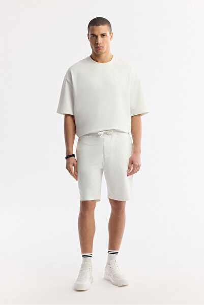 Avva Weiße Herren-Shorts mit elastischem Bund, Schnürung, Bi-Stretch, 2-fädig...
