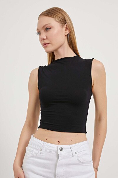 Arma Life Women's Sleeveless Summer Crew Neck Black Crop Body
