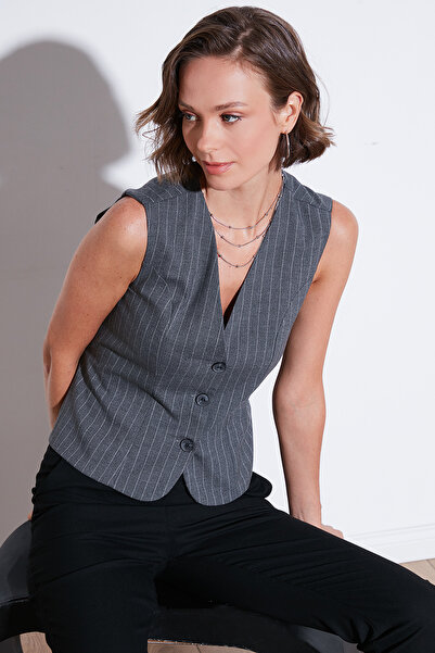 Lela Fitted-Lined Classic Woven Vest Vest 611Yl030W4
