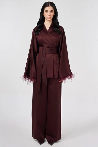 Kayra Costum din satin cu detalii Otriş, două piese, roșu claret