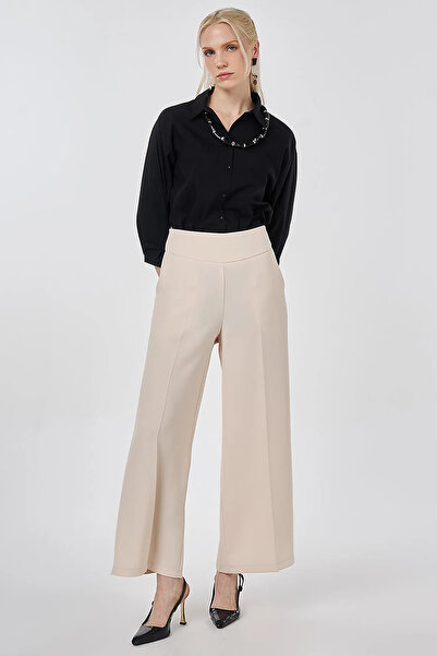 Kayra Basic Comfortable Cut Trousers Cream