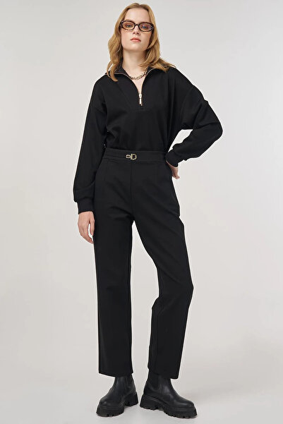 Kayra Metal Buckle Pipe Leg Trousers Black