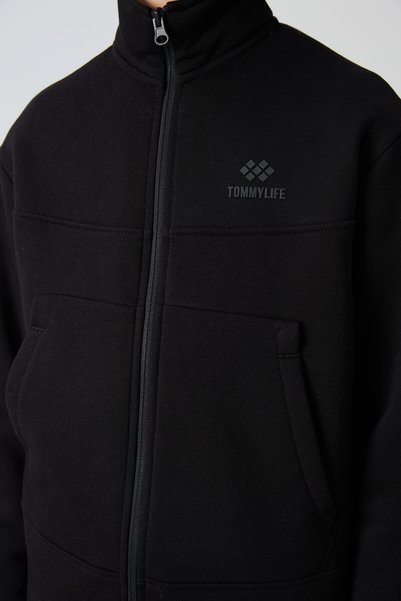TOMMY LIFE Black Cotton Thick Inside Hairy Soft Textured Standard Fit Embroidered Boys' Sweatshirt - 11245