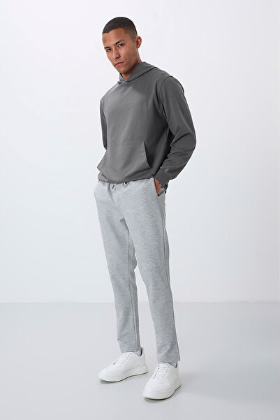 TOMMY LIFE Gray Surface Textured Standard Fit Men's Tracksuit Bottom - 82155