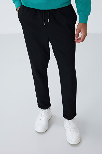 TOMMY LIFE Black Surface Textured Standard Fit Men's Tracksuit Bottom - 82154