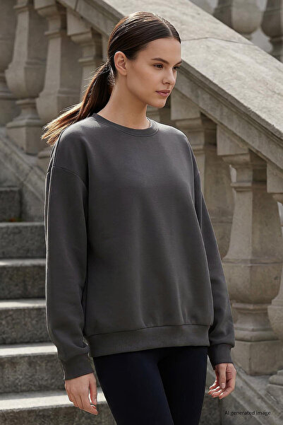 TOMMY LIFE Dark Gray Basic O Neck Oversized Women's Sweatshirt - 97053