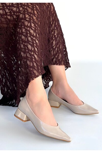 pabucmarketi Beige Patent Leather Women's Heeled Shoes