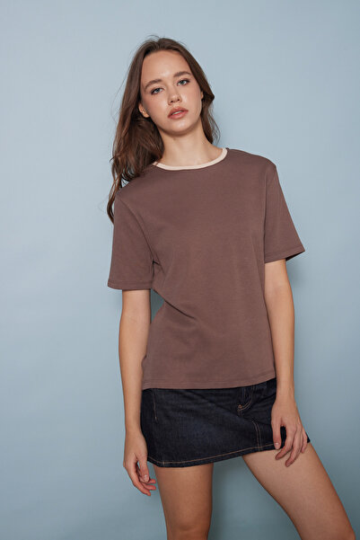 Avrile Cotton Short Sleeve Contrast Crew Neck T-Shirt Brown