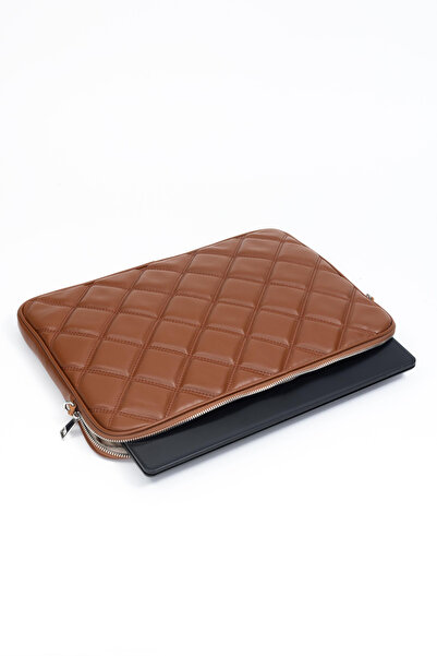 deridense Quilted Laptop Case 15.6 & 16 Inch Tan