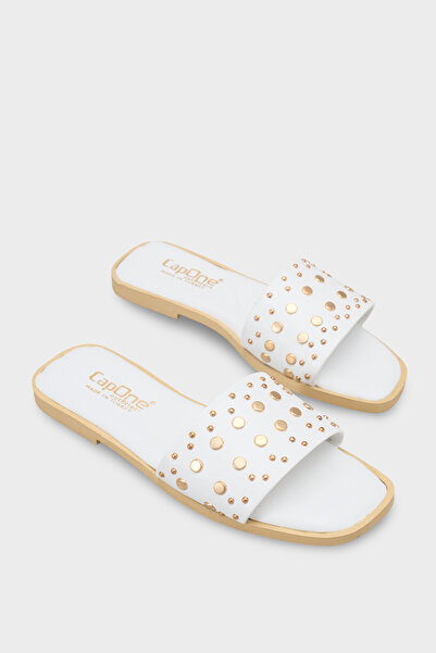Capone Outfitters Women's Short Heeled Slippers with Metal Look Accessories a...