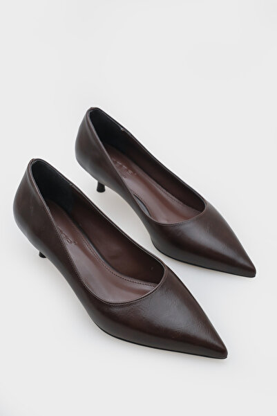 Capone Outfitters Arlana Mid-Heel Stiletto