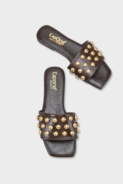 Capone Outfitters Metal Görünümlü Aksesuarlı Tek Bantlı Kısa Topuklu Kadın Terlik