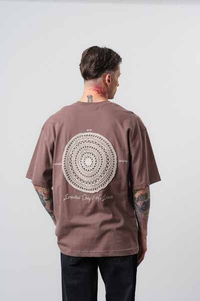 Respire Men's Essential Embroidery Detailed Oversize T-Shirt Brown