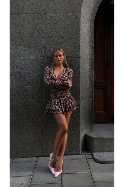 Tayt Factory Zr Model V-Neck Basic Flared Mini Dress with Shorts
