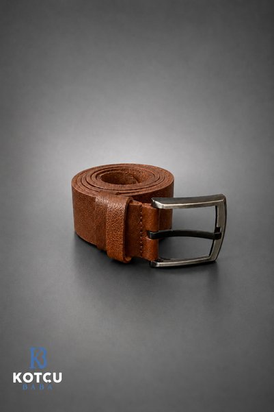 KOTCUBABA Curea pentru bărbați din piele artificială maro cu cataramă clasică de 4 cm