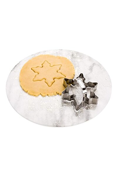 Generic Restaurantware Pastry Tek 4.5 Inch x 3 Inch Snowflake Cookie Cutter, ...