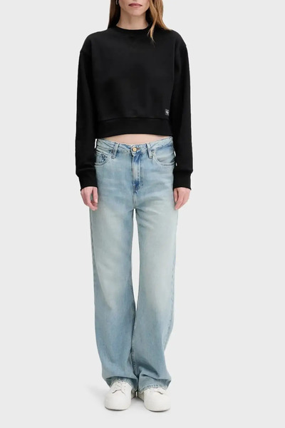 Calvin Klein A - CROPPED BADGE LOGO SWEATSHIR Siyah Kadın Sweatshirt