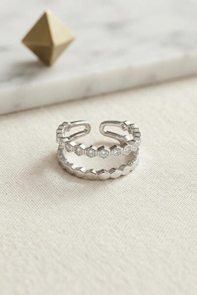 Generic Brand Inlaid Honeycomb and Zircon Stone Model Women's Ring